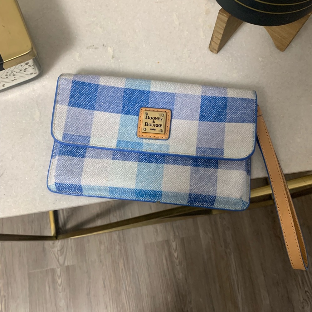 Dooney & Bourke Quadretto Check Wristlet Wallet